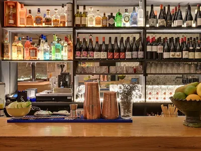 Le Barbiche La Réplique — bars à Paris