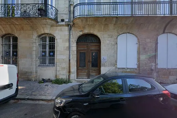 Le bureau des grands vins, Agence commerciale à Bordeaux — Cabinet