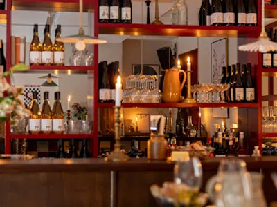 Le Comptoir De Creme — bars à Paris