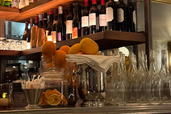 Le Florès, restaurants à Paris — Cabinet