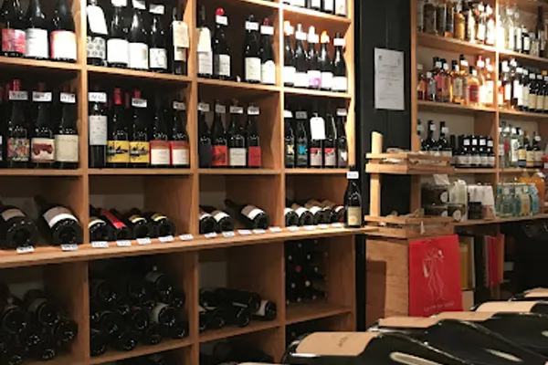 Le Vin au Vert, Cave à vins à Paris — Cabinet