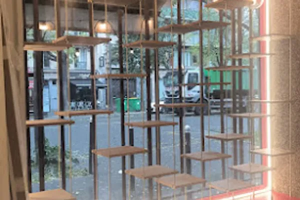 Le Vin du Moment, Caviste à Paris — Cabinet