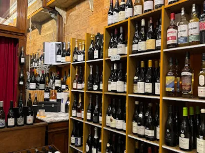Les Grandes Caves - Caviste Paris 18 — Cavistes à Paris