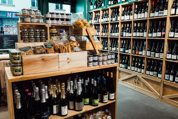 Les Mômes - Caviste, Caviste à Paris — Cabinet