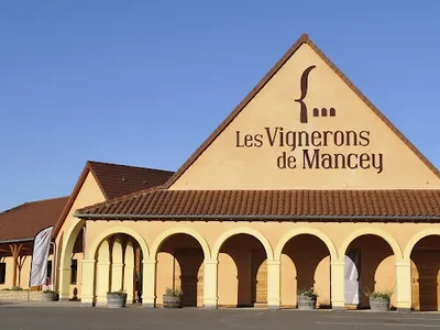 Les Vignerons de Mancey - Magasin — Caviste à Tournus