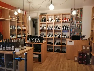 LES VINS DU 15EME — Cavistes à Paris