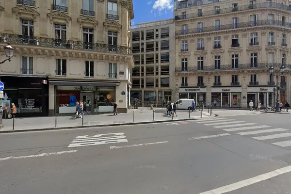 Luxury Wines World, Wine wholesaler and importer à Paris — Cabinet