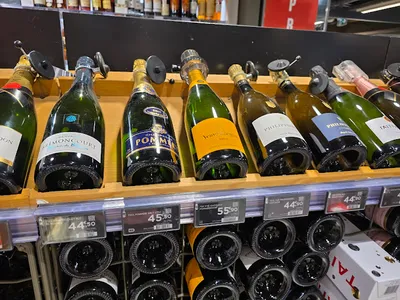 MONOPRIX — Supermarché à Paris
