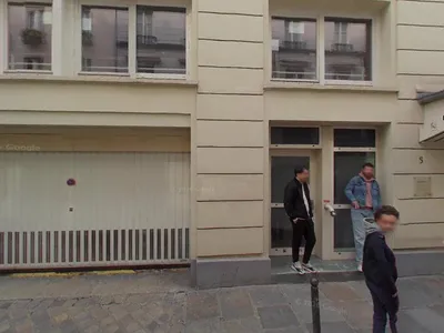 NEOVERTICALES — Conseiller en gestion des affaires à Paris
