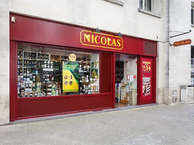 Nicolas Neuilly Bagatelle — Caviste à Neuilly-sur-Seine