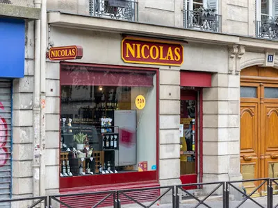 Nicolas Place Clichy — Réseaux et franchises à Paris