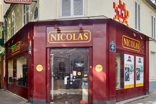 Nicolas Saint Ouen, Caviste à Paris — Cabinet