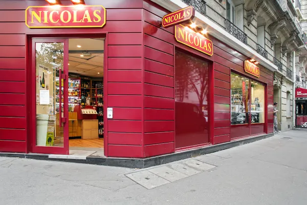 Nicolas Vouille, Caviste à Paris — Cabinet