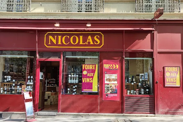 Nicolas Wagram, Caviste à Paris — Cabinet