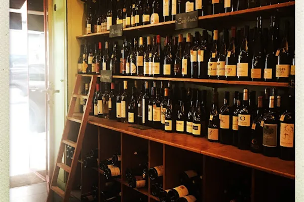 Restaurant La Table du Caviste bio Paris 17, restaurants à Paris — Cabinet
