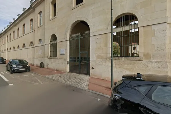 Rosebayla International, Établissement vinicole à Saint-Germain-en-Laye — Cabinet