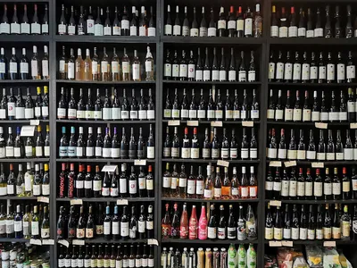 Shop 18 — Cavistes à Paris