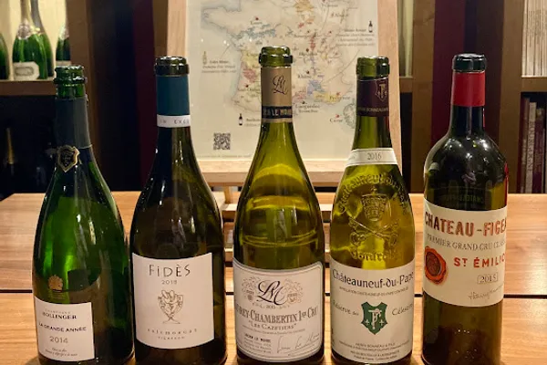 Swirll, Cave à vins à Paris — Cabinet