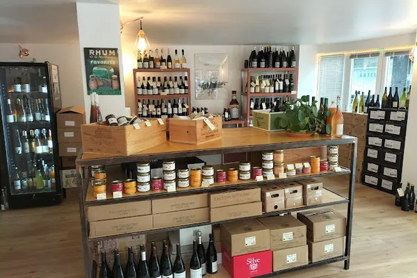 Tata Bouteille caviste Paris, Caviste à Paris — Cabinet