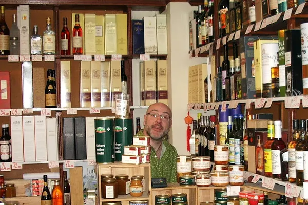 Tous à la Cave, Caviste à Paris — Cabinet