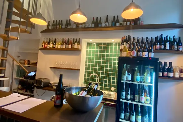 UVA Cave, bars à Paris — Cabinet