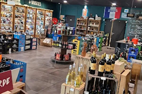 V and B Compiègne, Magasin de vins et spiritueux à Compiègne — Cabinet