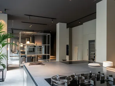 V-ZUG Studio — Fachgeschäft für Haushaltsgeräte à Paris