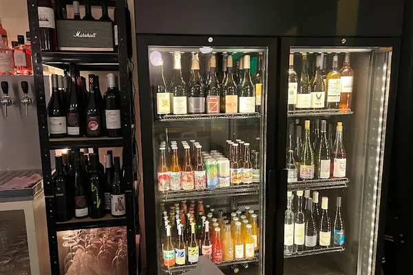Vertical Bar, bars à Paris — Cabinet