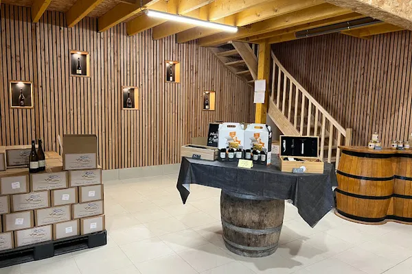 Vignoble ROUX - SCEA ROUX, Établissement vinicole à Les Ulmes — Cabinet