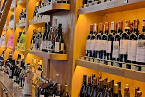 Vins & Whiskys, Magasin de vins et spiritueux à Paris — Cabinet