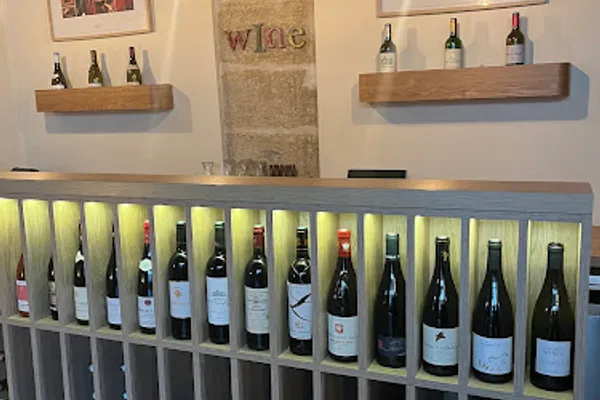 Wine Tasting In Paris, Caviste à Paris — Cabinet