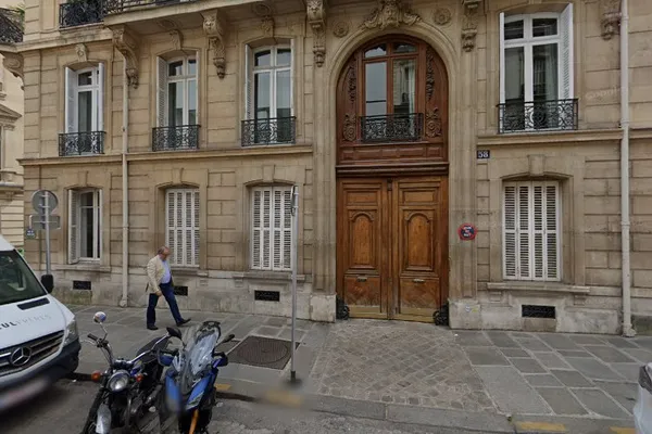 Wiz' Import, Importateur à Paris — Cabinet